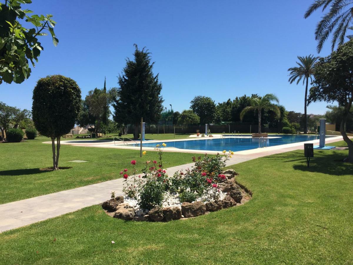 Apartamento Cerca De La Playa Y Campo De Golf Con Piscina Apartment Torremolinos Exterior photo