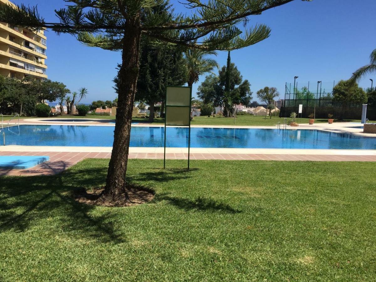Apartamento Cerca De La Playa Y Campo De Golf Con Piscina Apartment Torremolinos Exterior photo